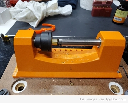 2020-05-02 .450 Adams reloading 02