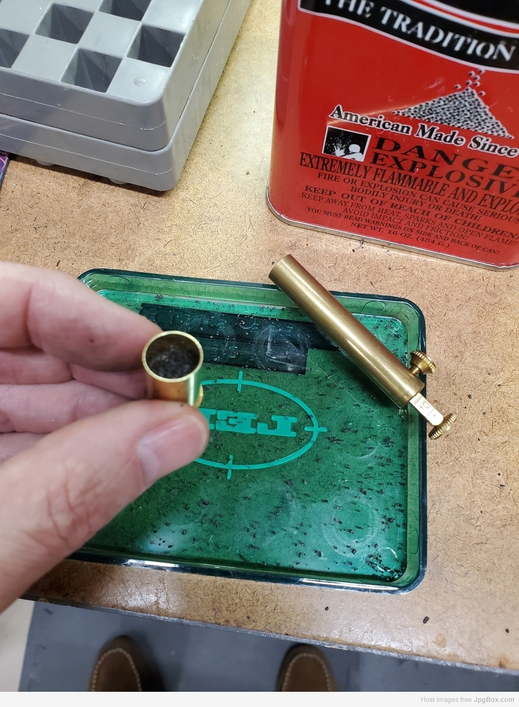 2020-05-02 .450 Adams reloading 04