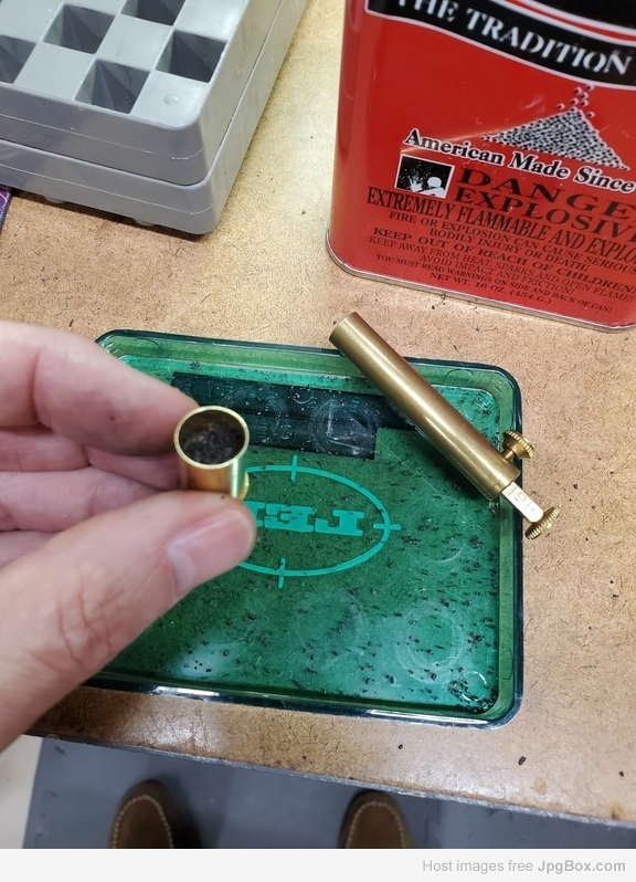 2020-05-02 .450 Adams reloading 04